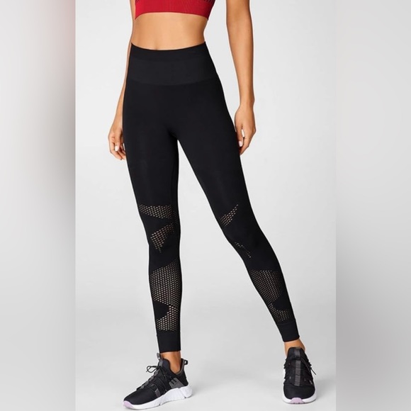 Fabletics Pants - NWT Fabletics High -Waisted Seamless Mesh Leggings Size XS
